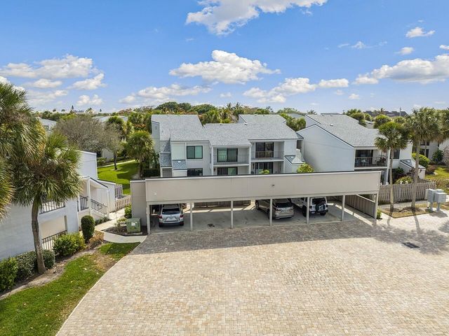 2155 Galleon Drive E-4, Vero Beach, FL 32963