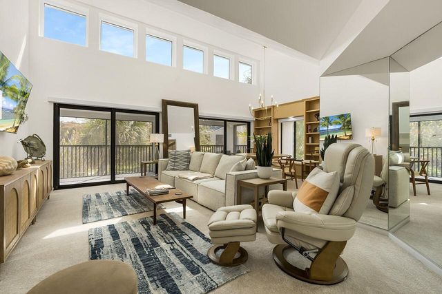 2155 Galleon Drive E-4, Vero Beach, FL 32963