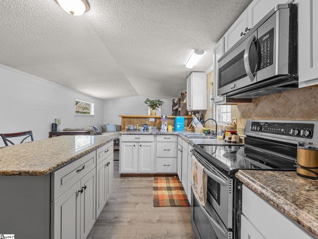 393 Country Estates Road, Fountain Inn, SC 29644