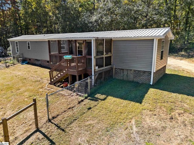 393 Country Estates Road, Fountain Inn, SC 29644