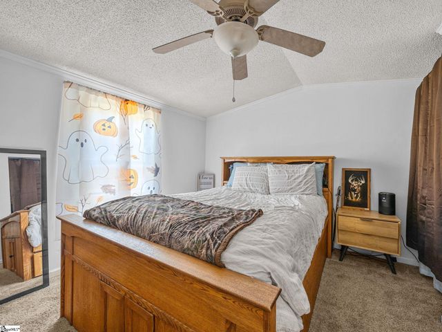 393 Country Estates Road, Fountain Inn, SC 29644