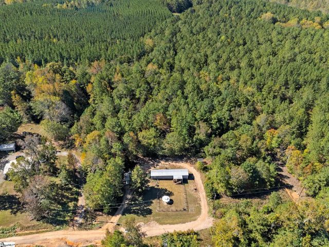 393 Country Estates Road, Fountain Inn, SC 29644