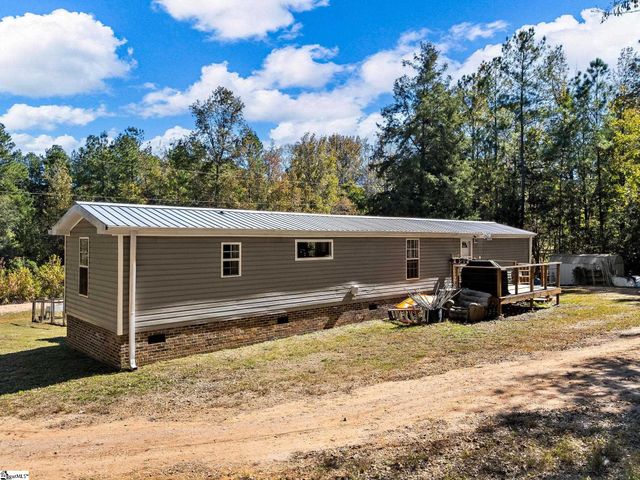 393 Country Estates Road, Fountain Inn, SC 29644