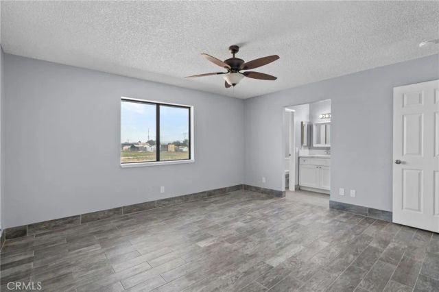 16124 Palm Street, Hesperia, CA 92345