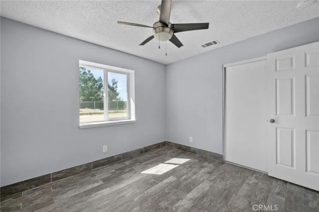 16124 Palm Street, Hesperia, CA 92345