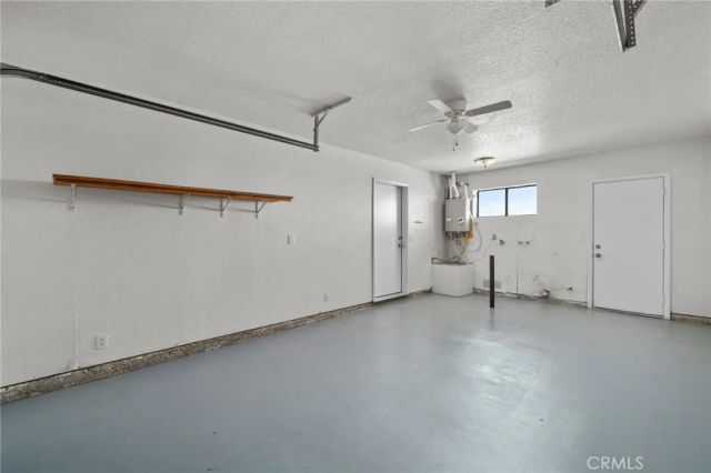 16124 Palm Street, Hesperia, CA 92345