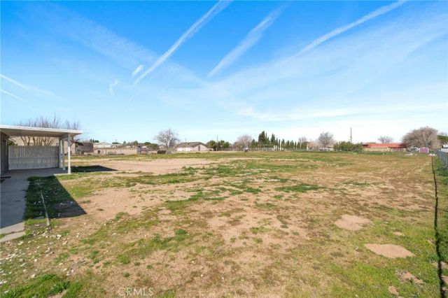 16124 Palm Street, Hesperia, CA 92345