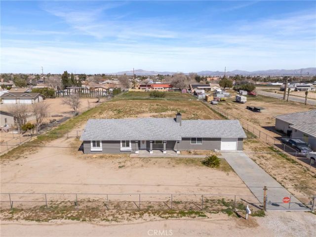 16124 Palm Street, Hesperia, CA 92345