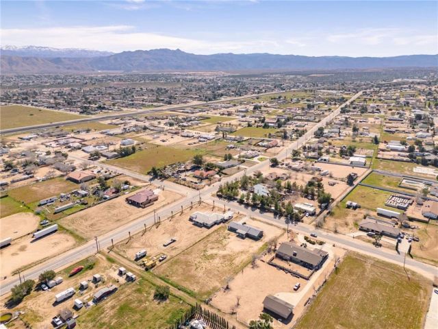 16124 Palm Street, Hesperia, CA 92345