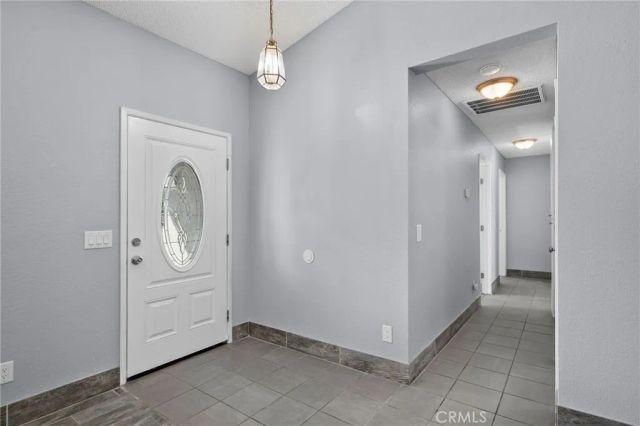 16124 Palm Street, Hesperia, CA 92345