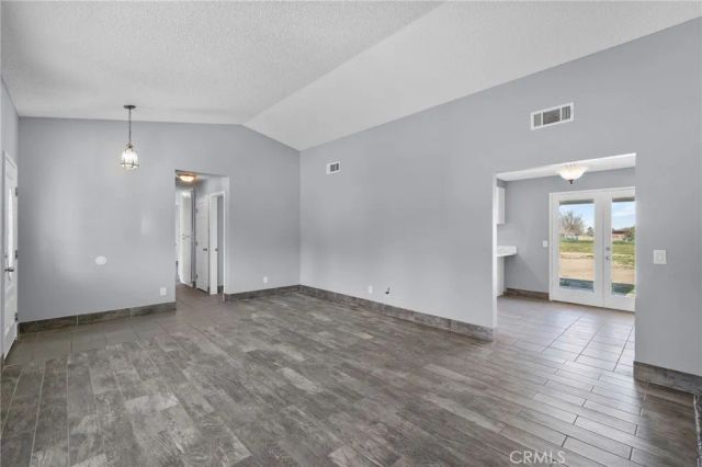 16124 Palm Street, Hesperia, CA 92345