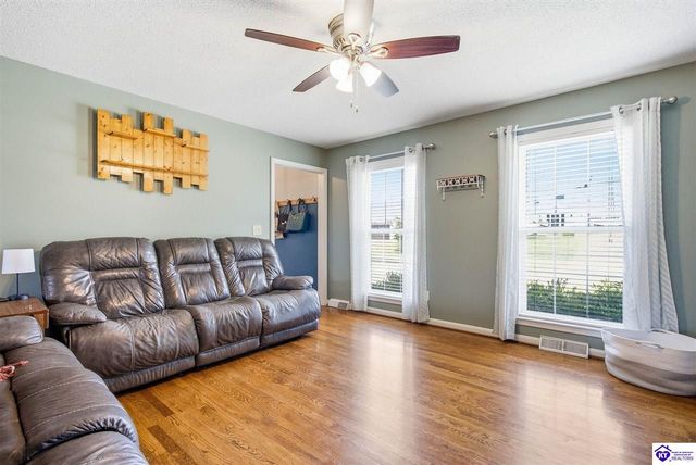 111 Scarlet Oak Circle, Elizabethtown, KY 42701