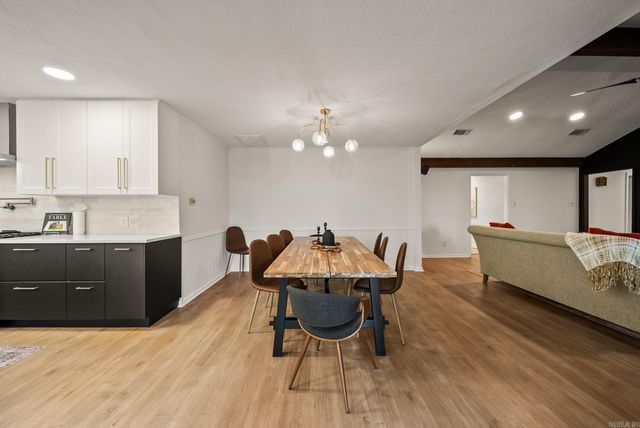 11833 Rivercrest Dr, Little Rock, AR 72212