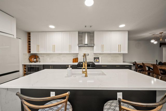 11833 Rivercrest Dr, Little Rock, AR 72212