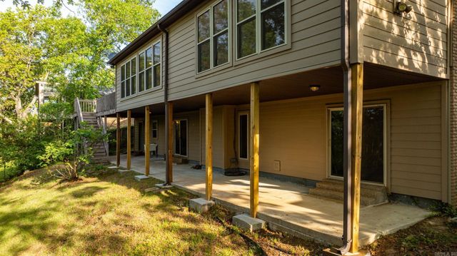 11833 Rivercrest Dr, Little Rock, AR 72212