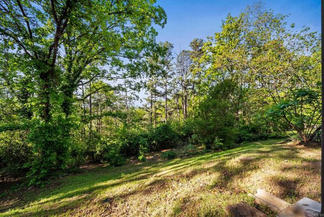 11833 Rivercrest Dr, Little Rock, AR 72212