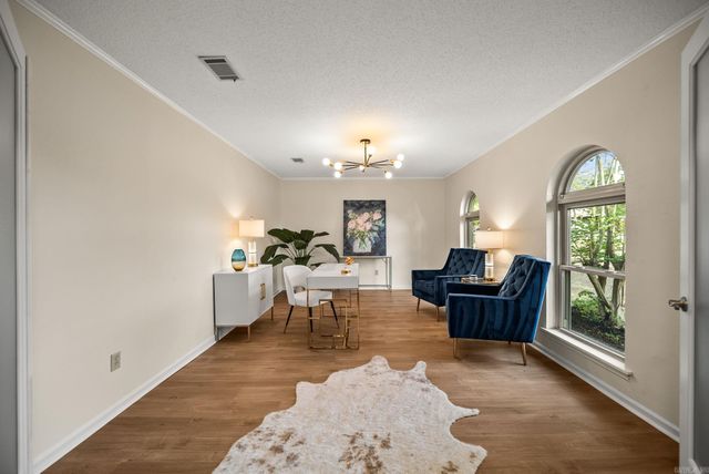 11833 Rivercrest Dr, Little Rock, AR 72212