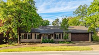 11833 Rivercrest Dr, Little Rock, AR 72212