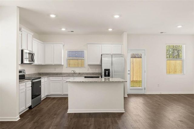 11950 Aukerman Way, Hampton, GA 30228