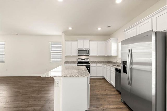 11950 Aukerman Way, Hampton, GA 30228