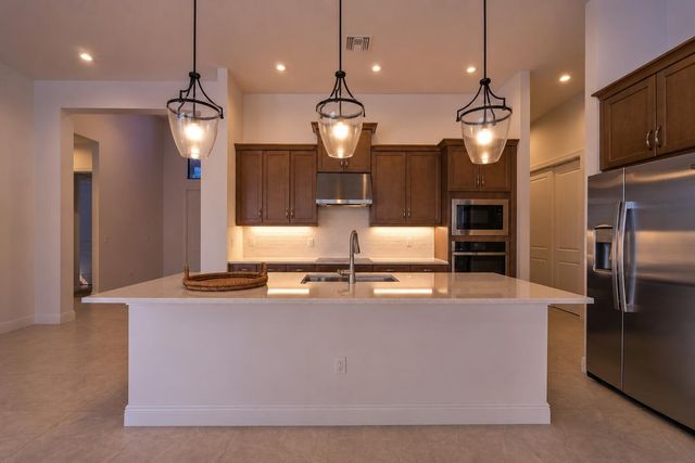 8572 SW Felicita Way, Port St. Lucie, FL 34987