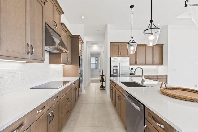 8572 SW Felicita Way, Port St. Lucie, FL 34987