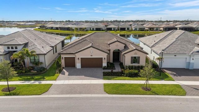 8572 SW Felicita Way, Port St. Lucie, FL 34987