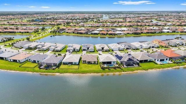 8572 SW Felicita Way, Port St. Lucie, FL 34987