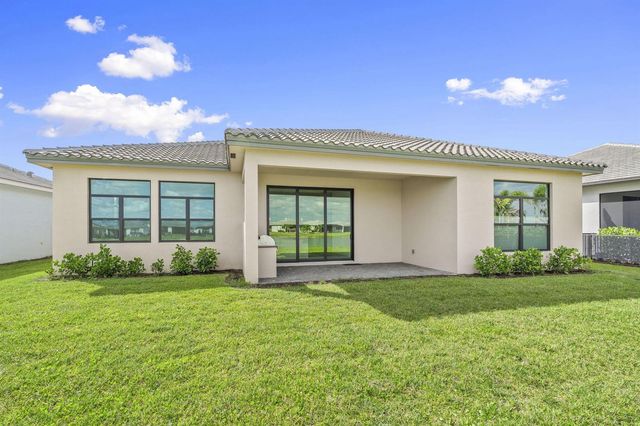 8572 SW Felicita Way, Port St. Lucie, FL 34987
