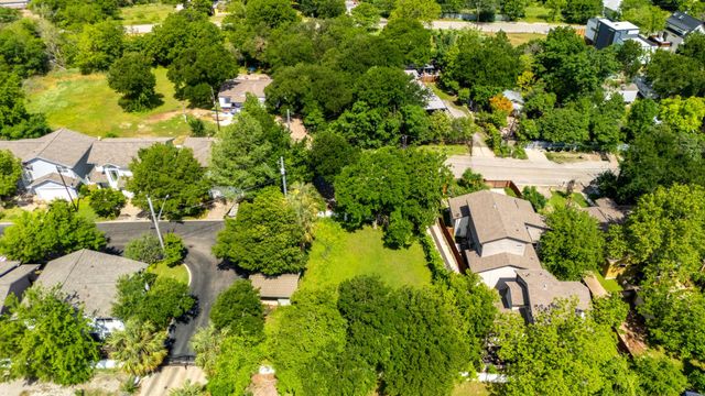 7312 E Ben White BLVD 18, Austin, TX 78741