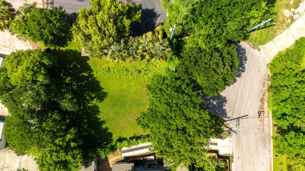 7312 E Ben White BLVD 18, Austin, TX 78741