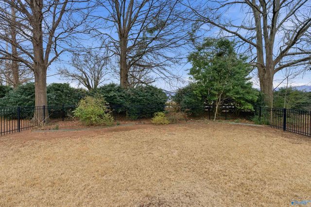 5015 Somerby Drive SE, Huntsville, AL 35802