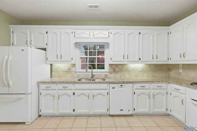 5015 Somerby Drive SE, Huntsville, AL 35802