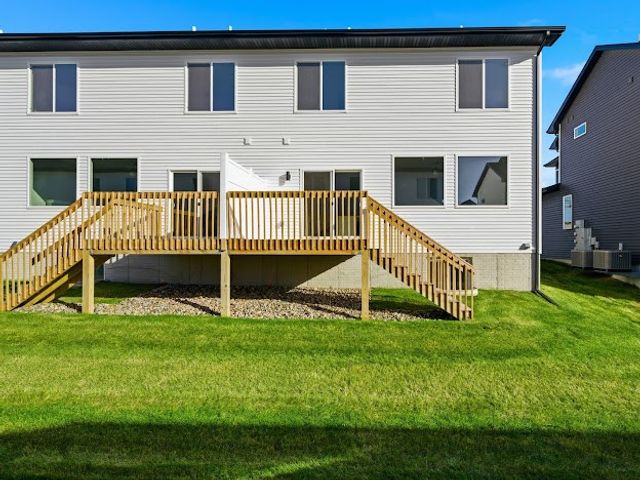 202 NE Doe Pointe Lane, Ankeny, IA 50021