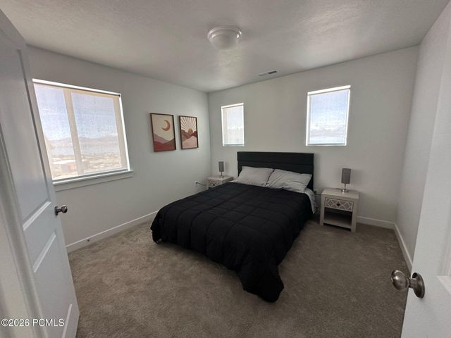 3181 S Hickory Street, Saratoga Springs, UT 84045