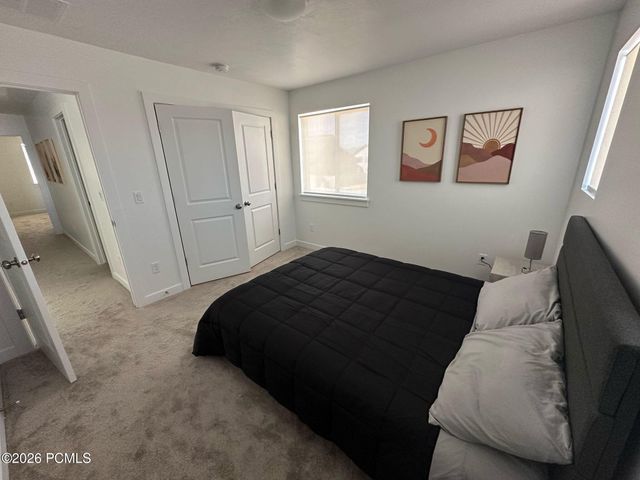 3181 S Hickory Street, Saratoga Springs, UT 84045