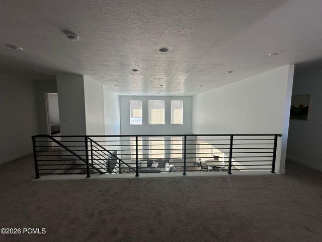 3181 S Hickory Street, Saratoga Springs, UT 84045