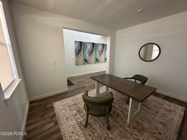 3181 S Hickory Street, Saratoga Springs, UT 84045