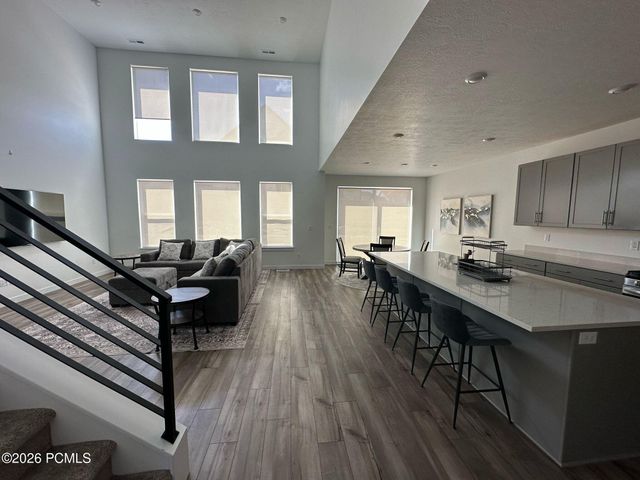 3181 S Hickory Street, Saratoga Springs, UT 84045