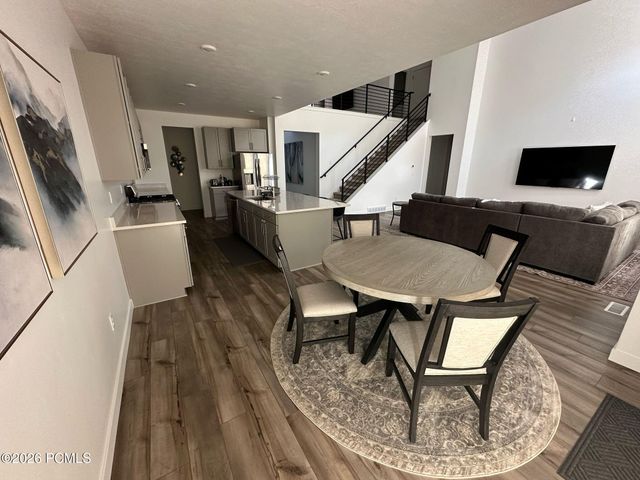 3181 S Hickory Street, Saratoga Springs, UT 84045