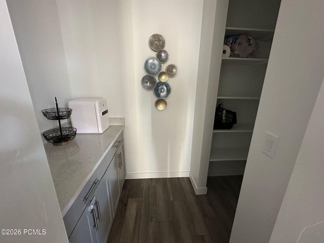 3181 S Hickory Street, Saratoga Springs, UT 84045