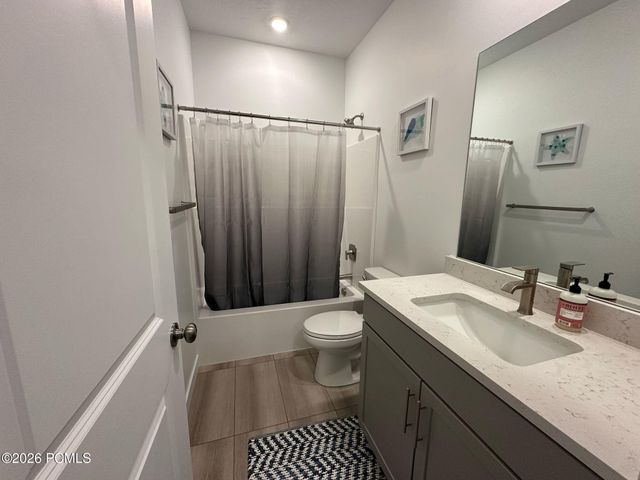 3181 S Hickory Street, Saratoga Springs, UT 84045