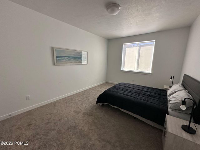 3181 S Hickory Street, Saratoga Springs, UT 84045