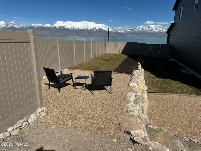 3181 S Hickory Street, Saratoga Springs, UT 84045