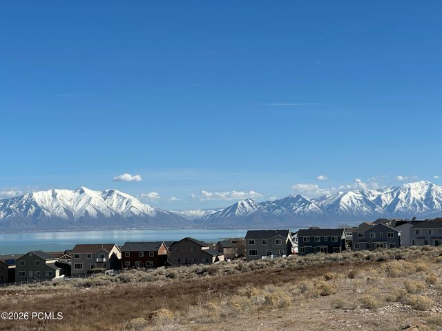 3181 S Hickory Street, Saratoga Springs, UT 84045