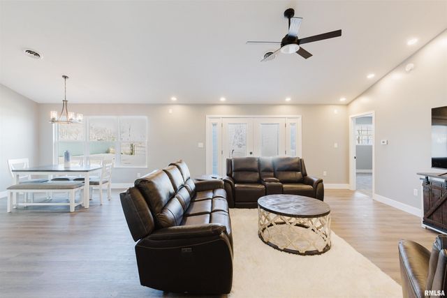 1508 MARION Street, Carterville, IL 62918