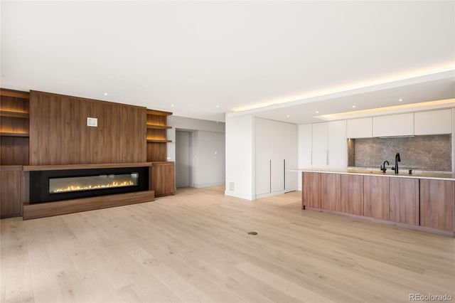 1133 Race Street 16B, Denver, CO 80206