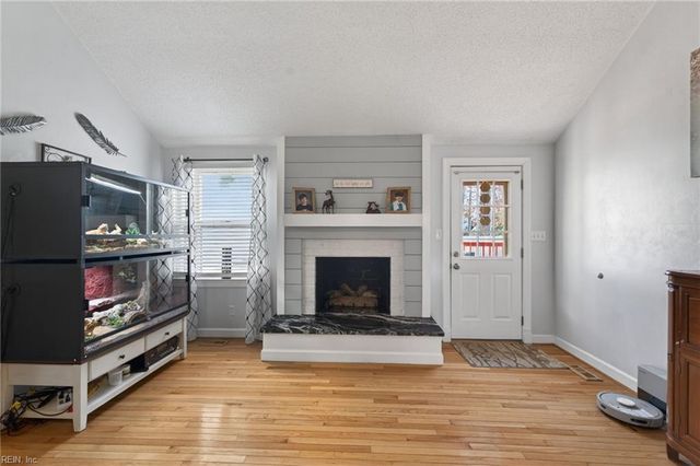 929 Brandermill DR, Chesapeake, VA 23322