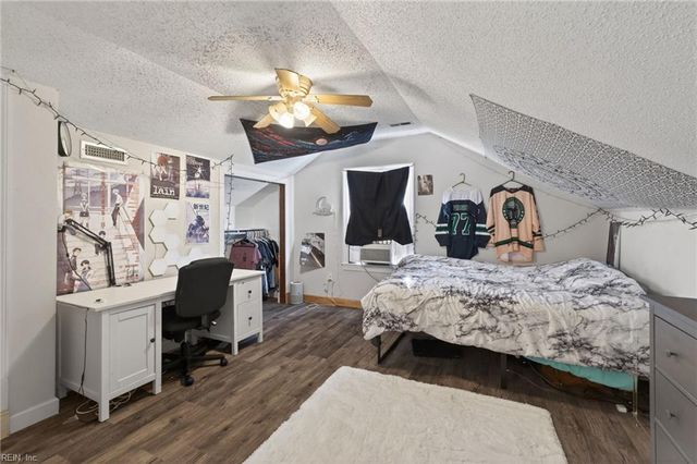 929 Brandermill DR, Chesapeake, VA 23322