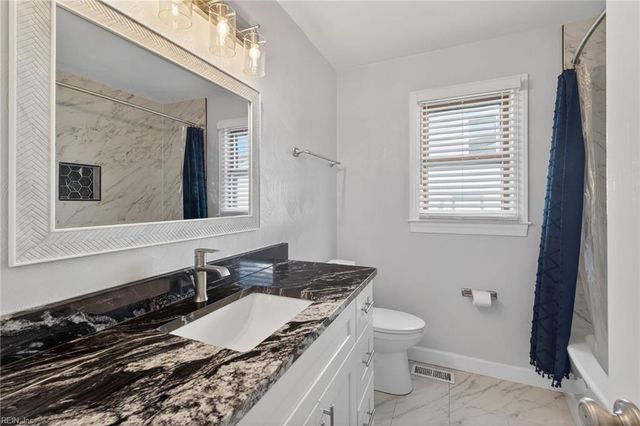 929 Brandermill DR, Chesapeake, VA 23322